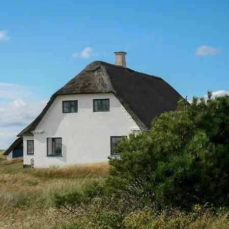 Arkitekthus Fra 1915 Naer Henne